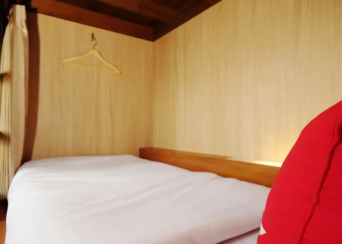 Zen Hostel Alun-Alun Sarinah